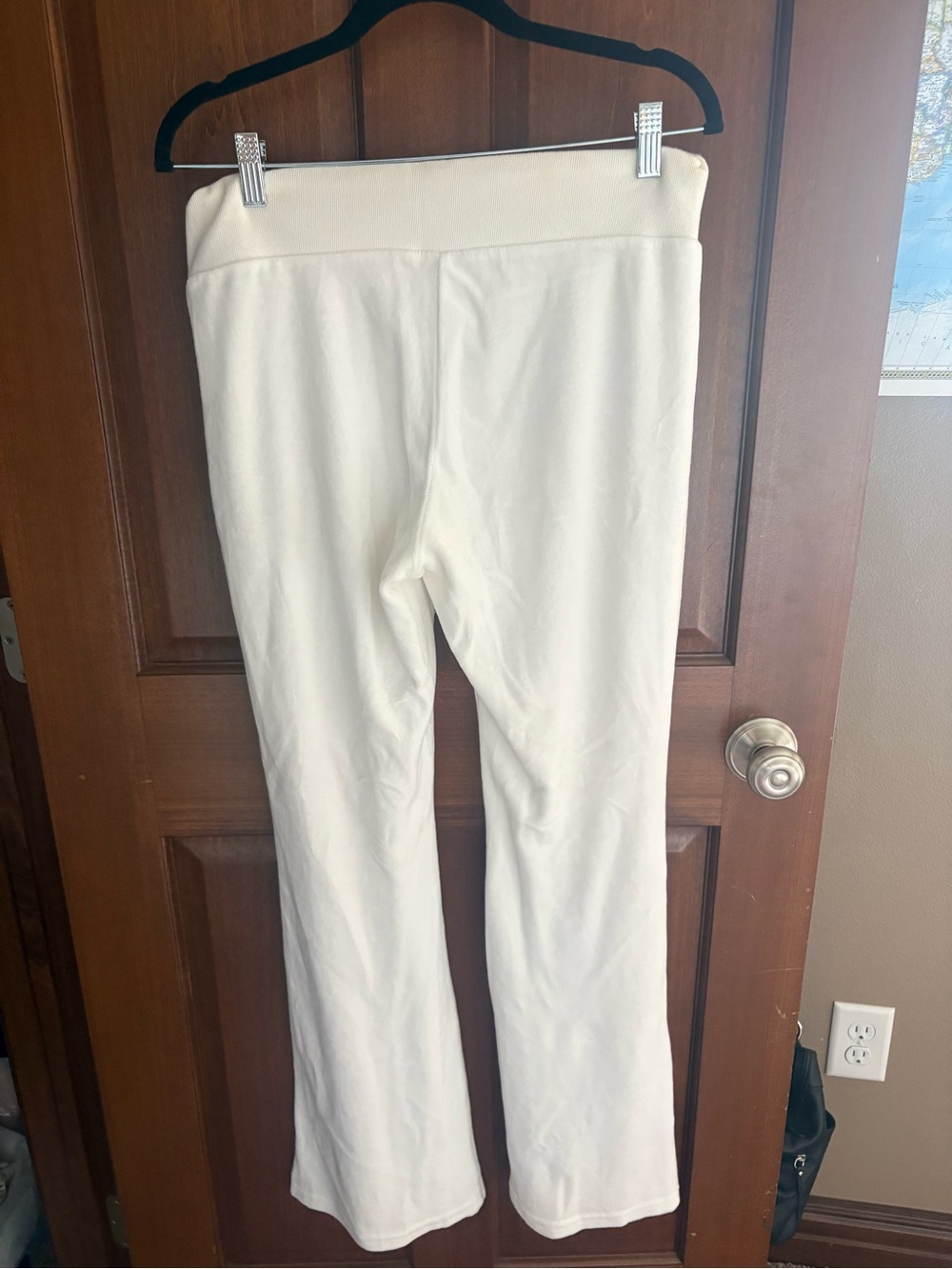 Brandy Melville White Suede Wide-Leg Sweat Pants